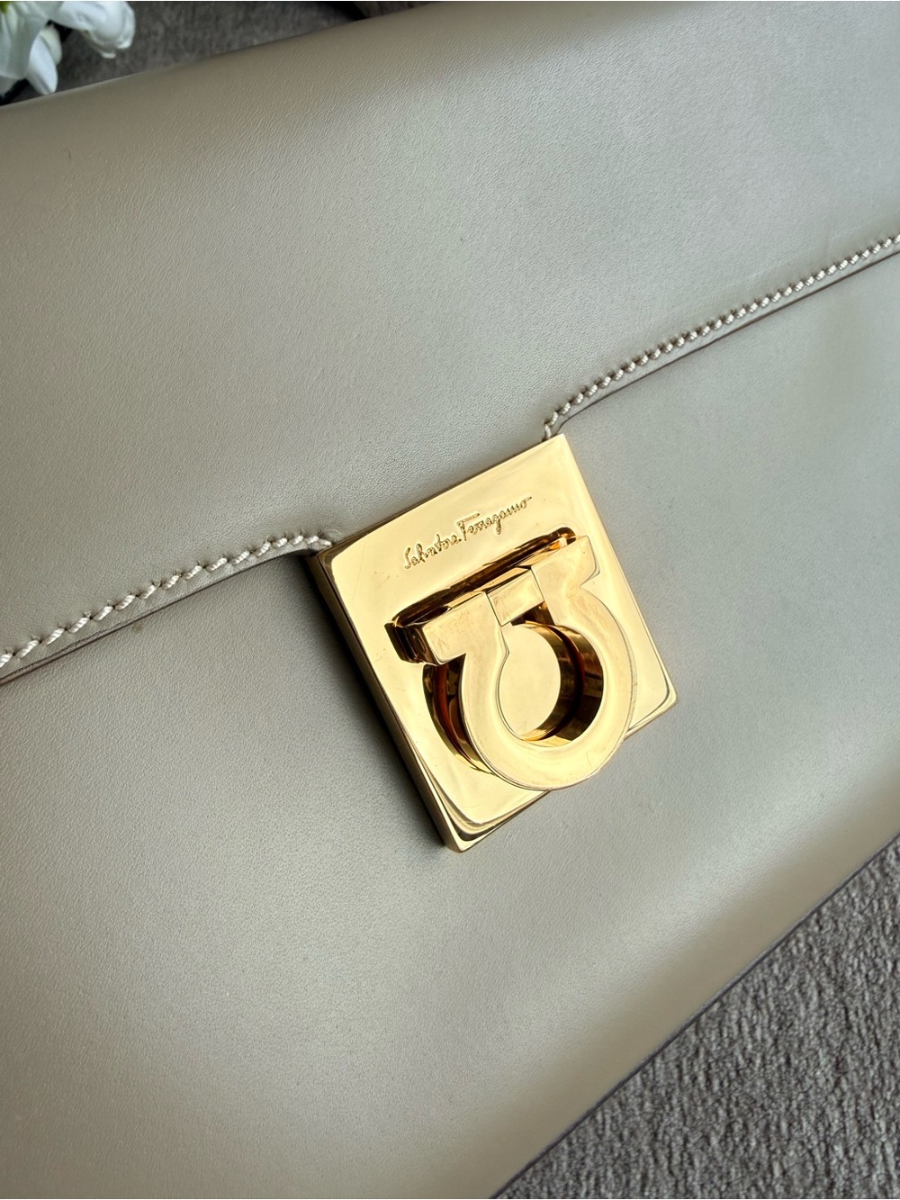 Salvatore Ferragamo Beige Leather Shoulder Bag with Gold Hardware Authentic - Picture 2 of 13